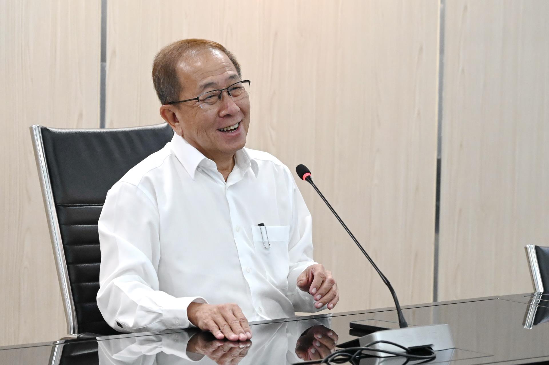 ประชุมชี้แจงแนวทางการบริหารจัดการคาร์บอนของสำนักงานมหาวิทยาลัย เพื่อก้าวสู่ความเป็นกลางทางคาร์บอน (Carbon Neutral University)