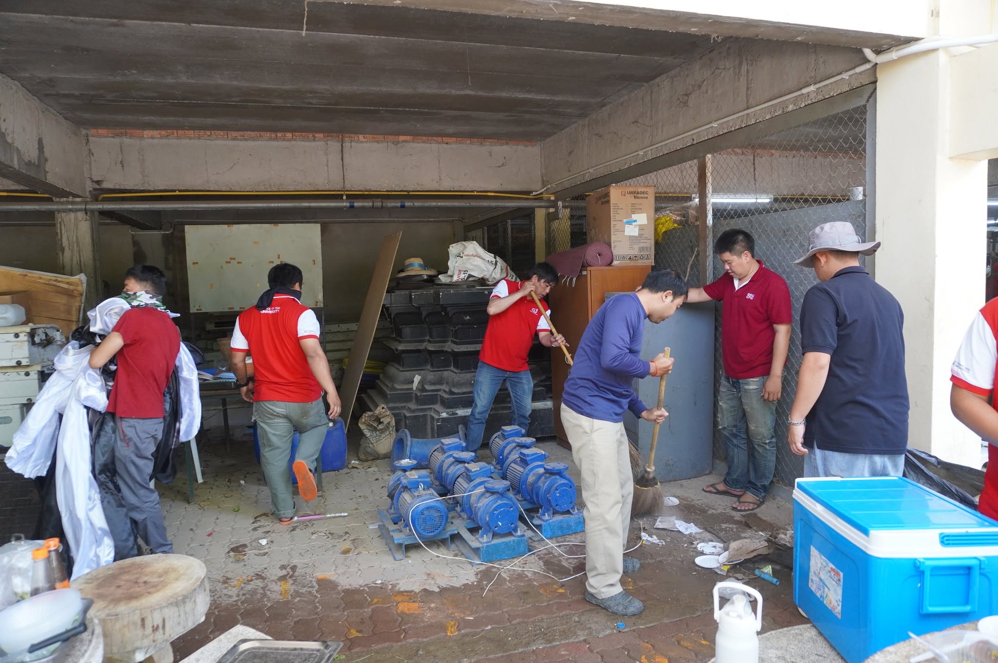 ภาพกิจกรรม Big Cleaning Day @ OOU Green & Clean “สะอาดขึ้น เขียวขึ้น น่าทำงานขึ้น”