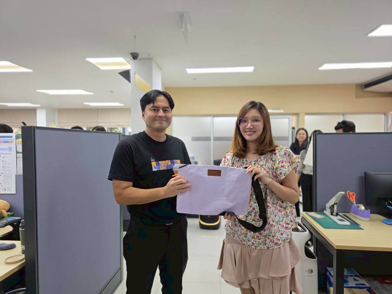 รณรงค์ สร้างจิตสำนึกที่ดี แก่บุคลากรสำนักงานมหาวิทยาลัย 2