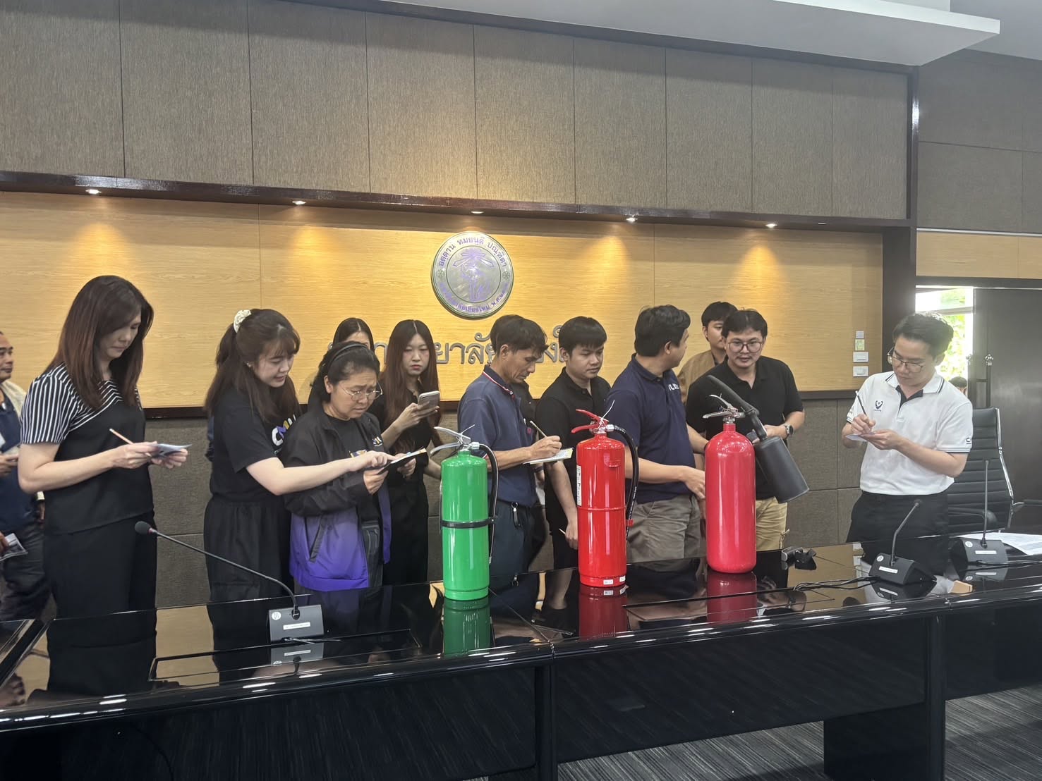 โครงการอบรมเชิงปฏิบัติการด้านกำกับดูแลและจัดการอุปกรณ์ตอบโต้เหตุฉุกเฉินเพื่อความปลอดภัยและความยั่งยืน